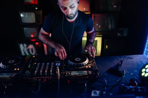 Bursa DJ Okulu - Dj Kursu Bursa